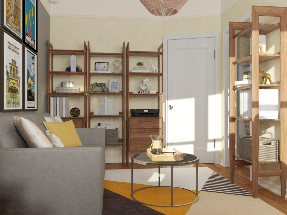 Exemple d'un petit bureau éclectique avec un mur gris, un sol en bois brun et un bureau indépendant.