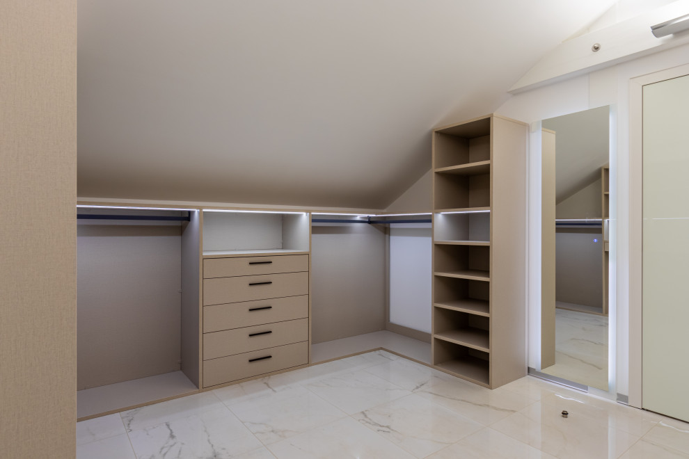 Гардеробная APPERIA на мансарде