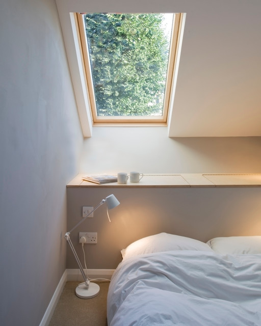Slim House, London contemporary-bedroom