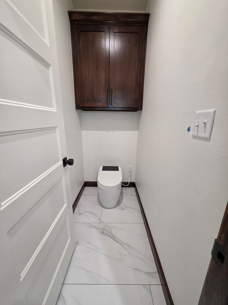Private water closet