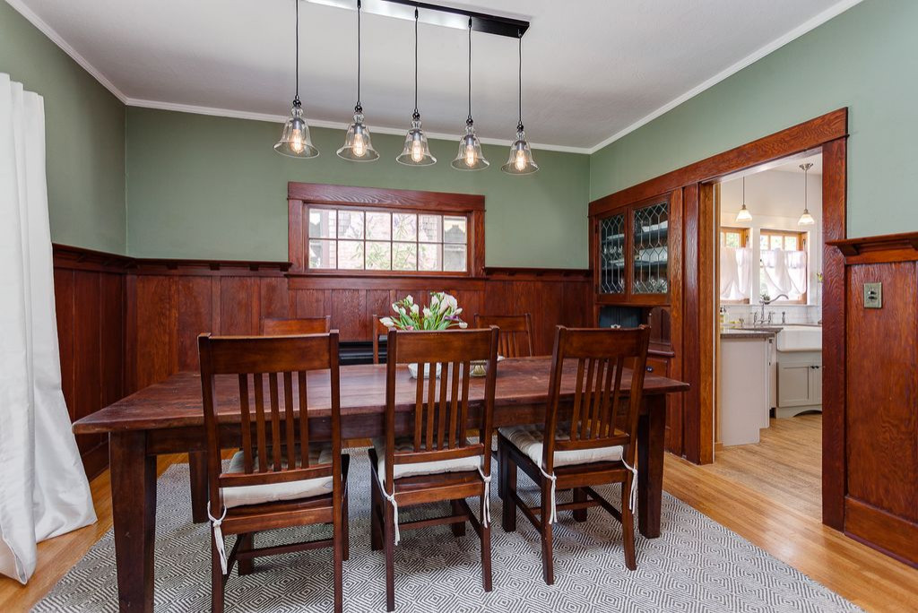 How to Decorate a Craftsman Dining Room: Timeless Style Tips
