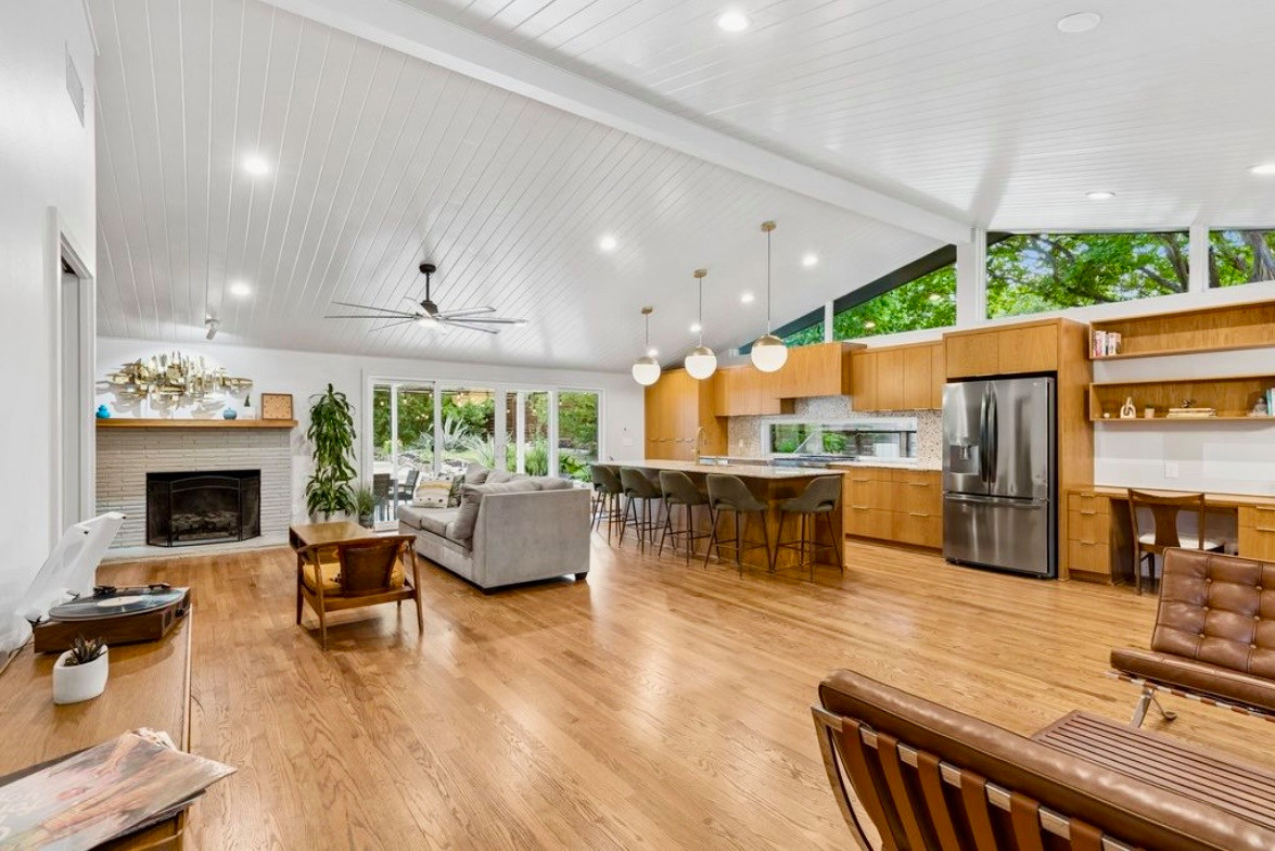 75218 Old Lake Highlands Kitchen and Living Room Remodel