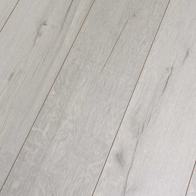 Kronotex Robusto Rip Oak White 12 Mm Laminate Farmhouse Kronotex Robusto Rip Oak White 12 Mm Laminate 13 92 Sq Ft