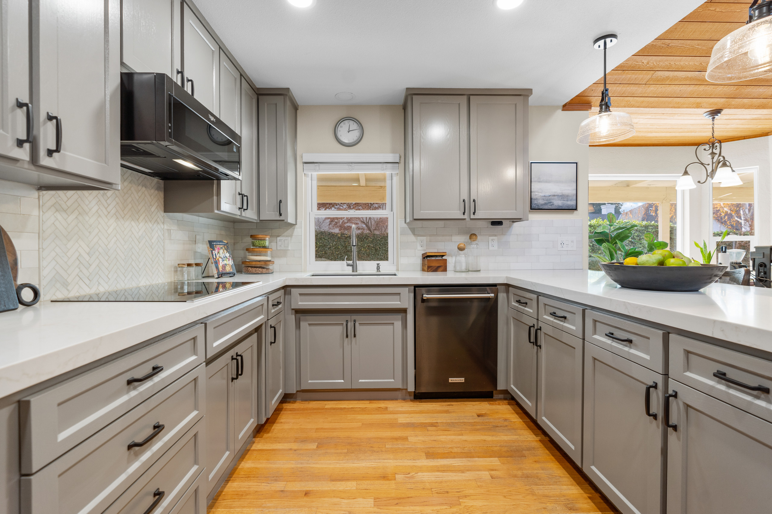 Riverbank Kitchen