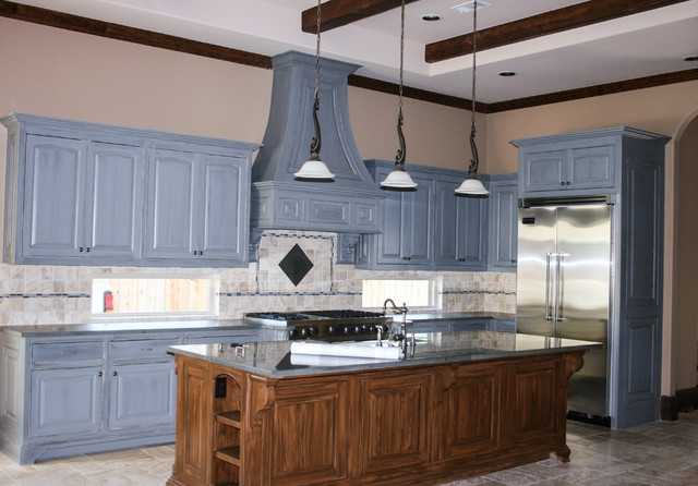Country French Style Kitchen Cabinets Traditional Kitchen