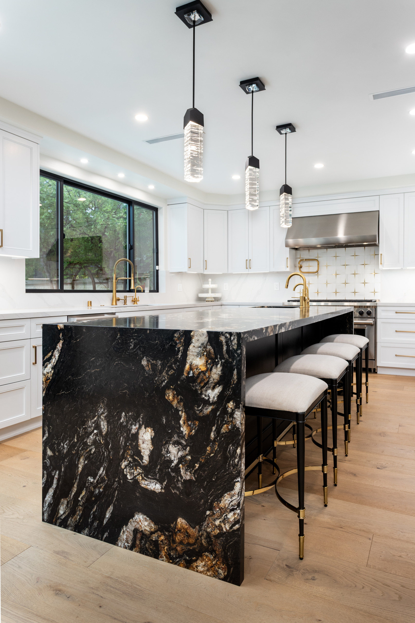 Calabasas Modern Traditional