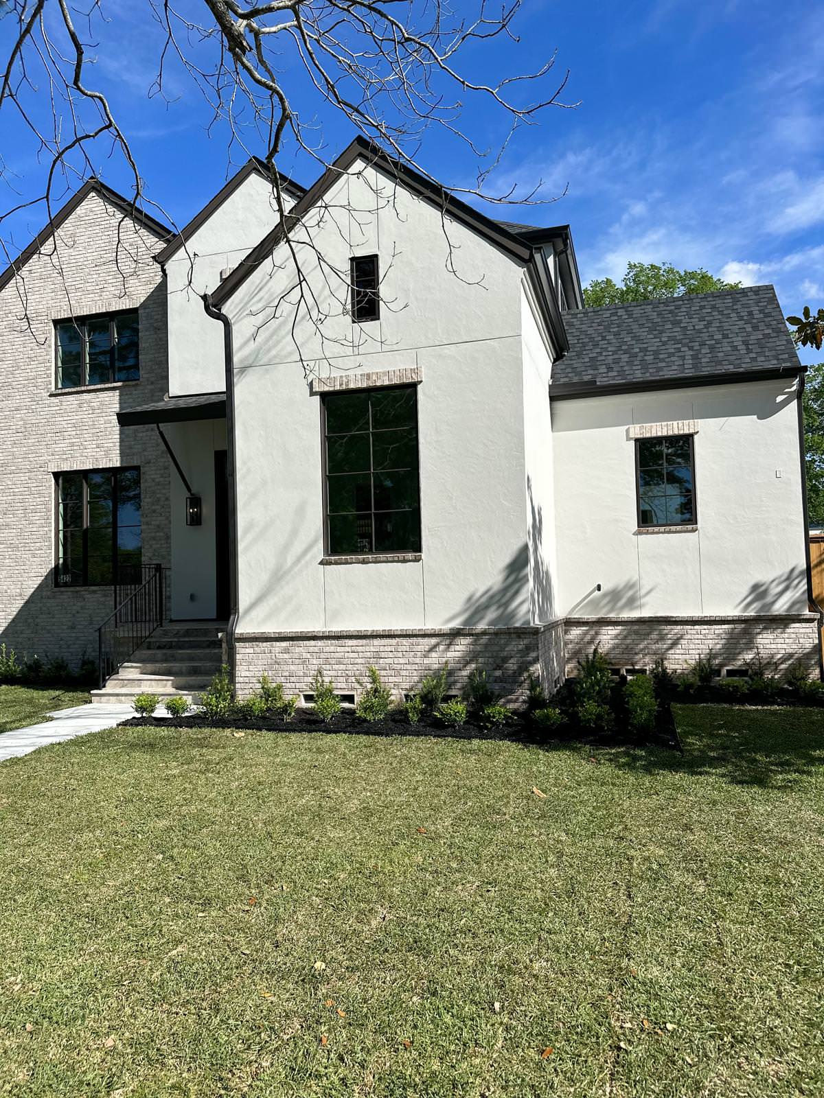 Brand new custom home in Bellaire!
