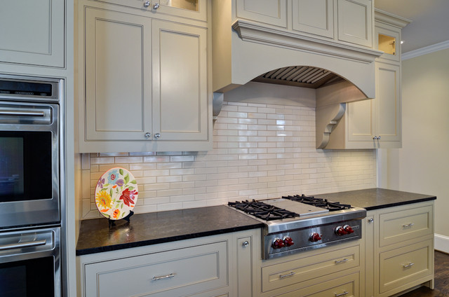 Kitchen traditional-kitchen