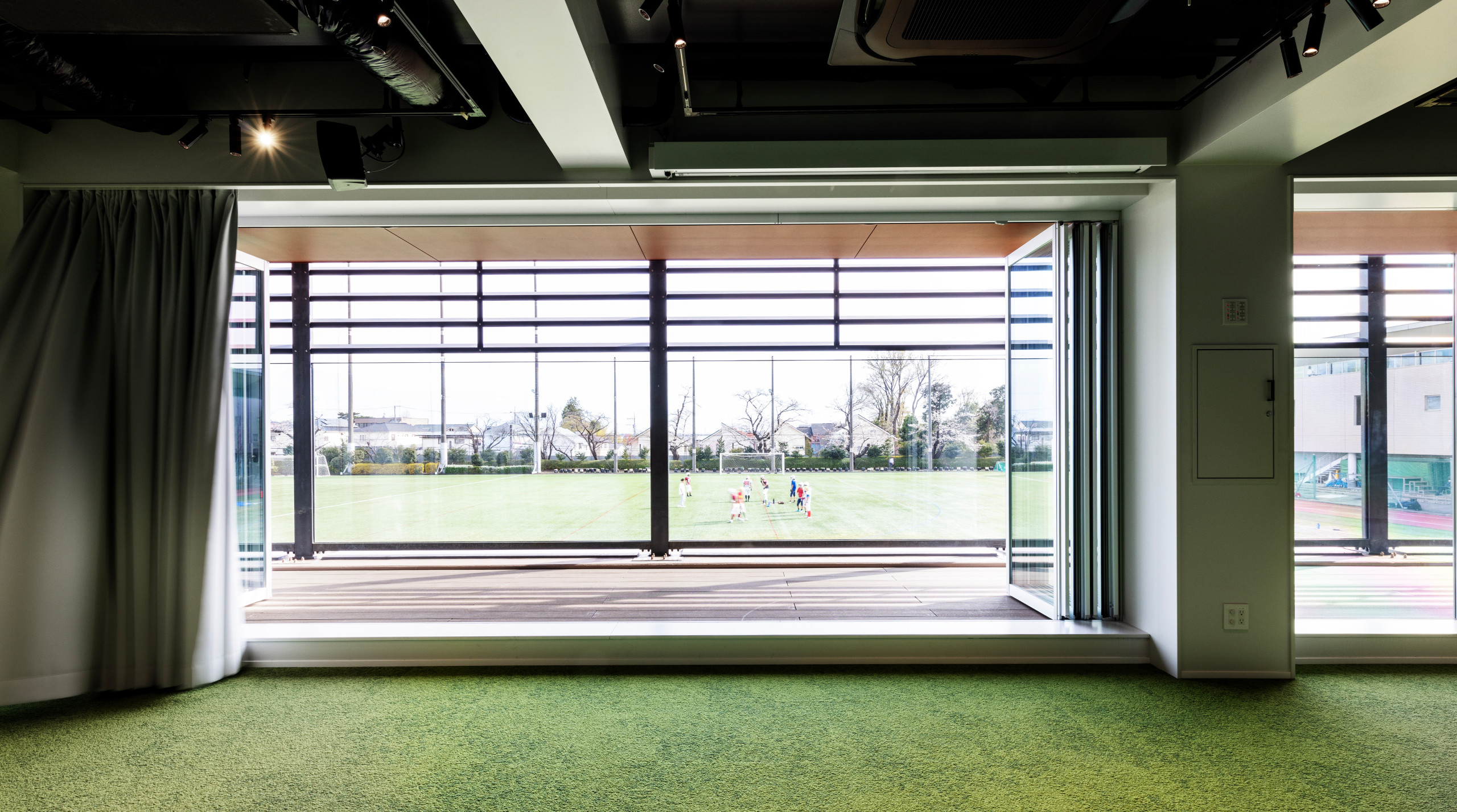 早稲田実業学校　125号館