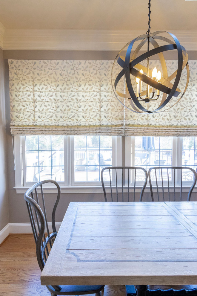 Dining room - dining room idea in DC Metro