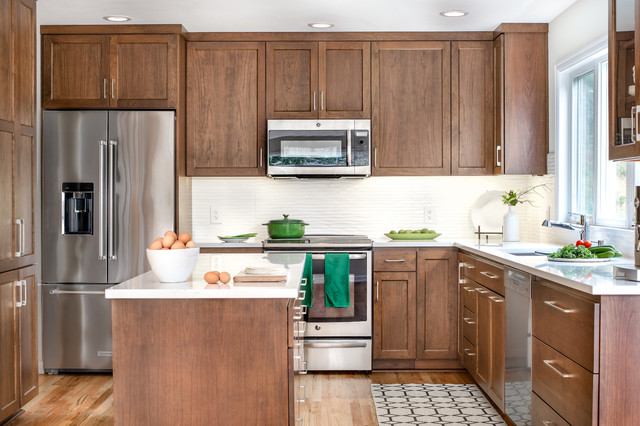 12 Kitchens That Wow With Wood Cabinets, Best Way To Stain Oak Kitchen Cabinets
