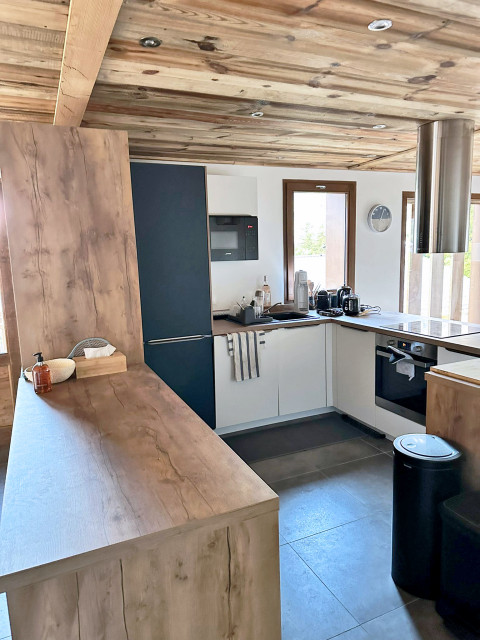 Construction d&rsquo;un chalet mitoyen &agrave; Praz-sur-Arly (74) rustic-kitchen