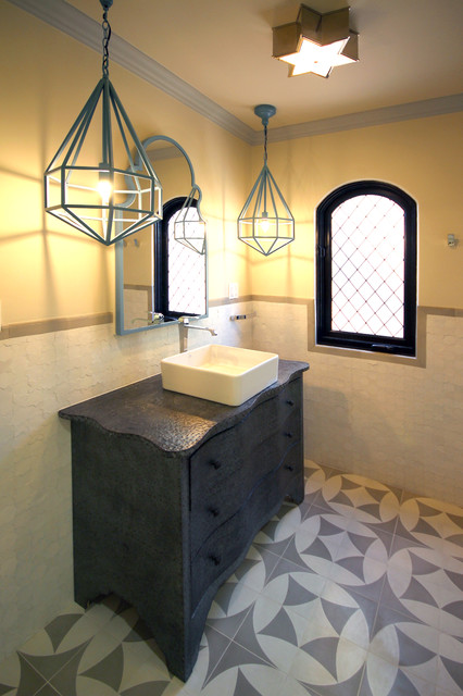 Windows klassisch-modern-badezimmer