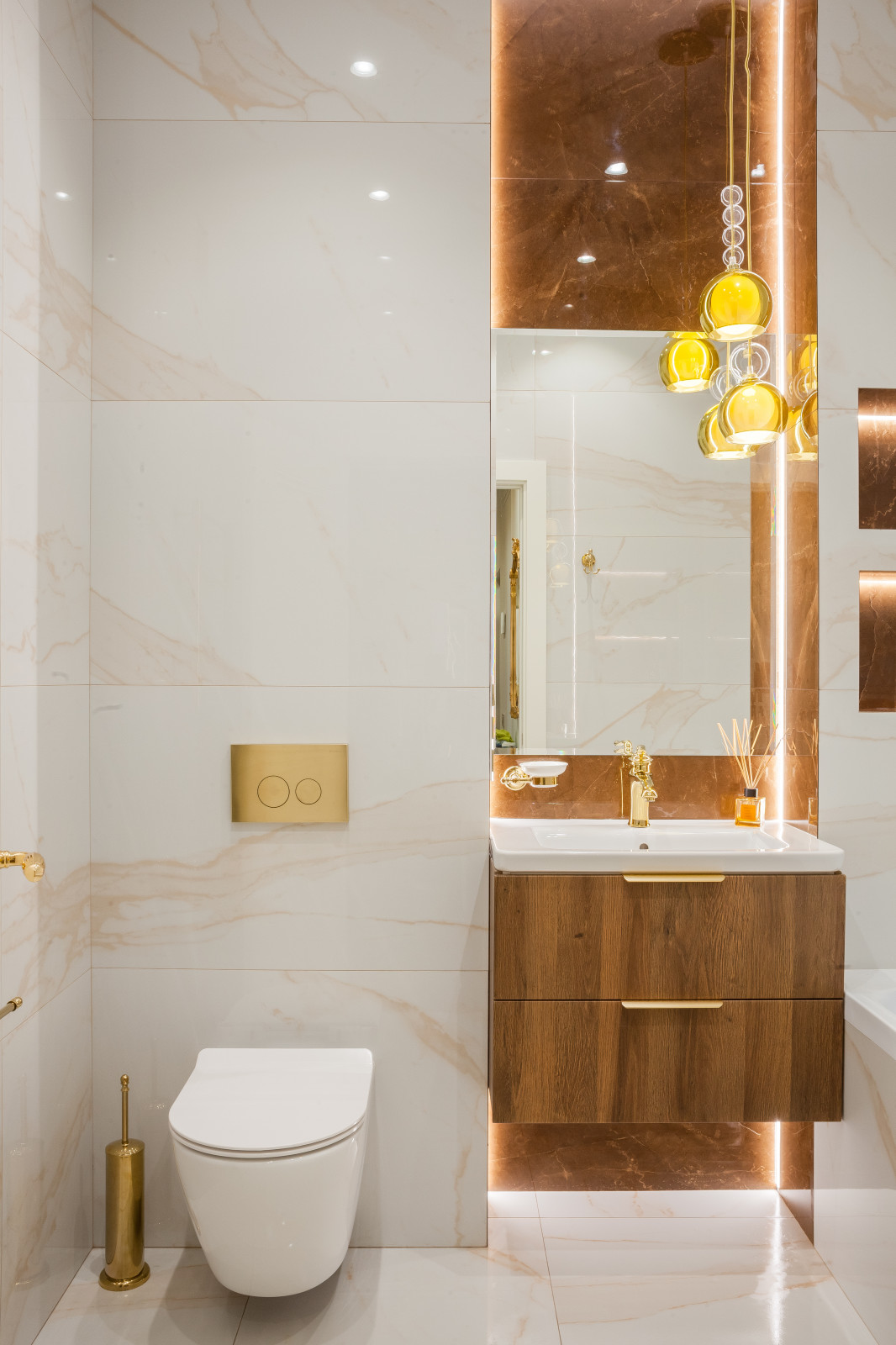 Светлая квартира на берегу моря