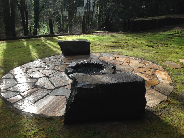 Firepit rustic-garden