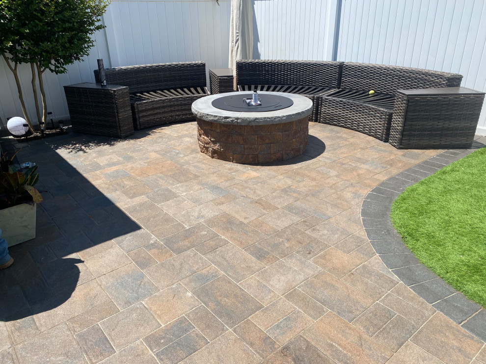 Paver Patio with Fire Pit