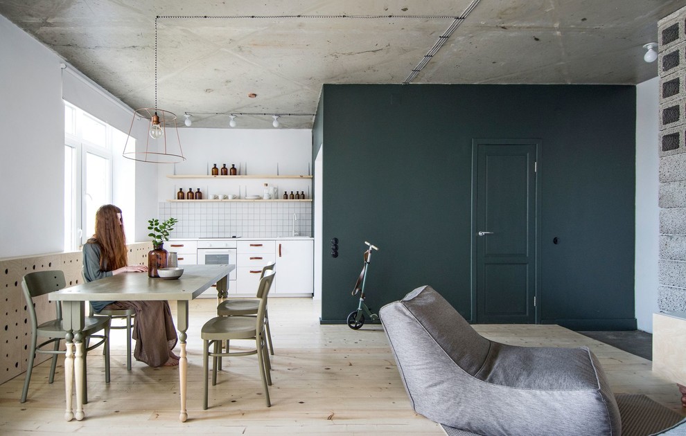 Design ideas for a small industrial home in Saint Petersburg.