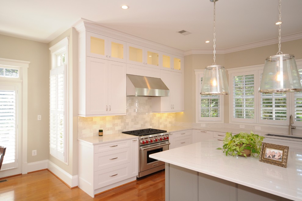 Inspiration for a transitional kitchen remodel in DC Metro