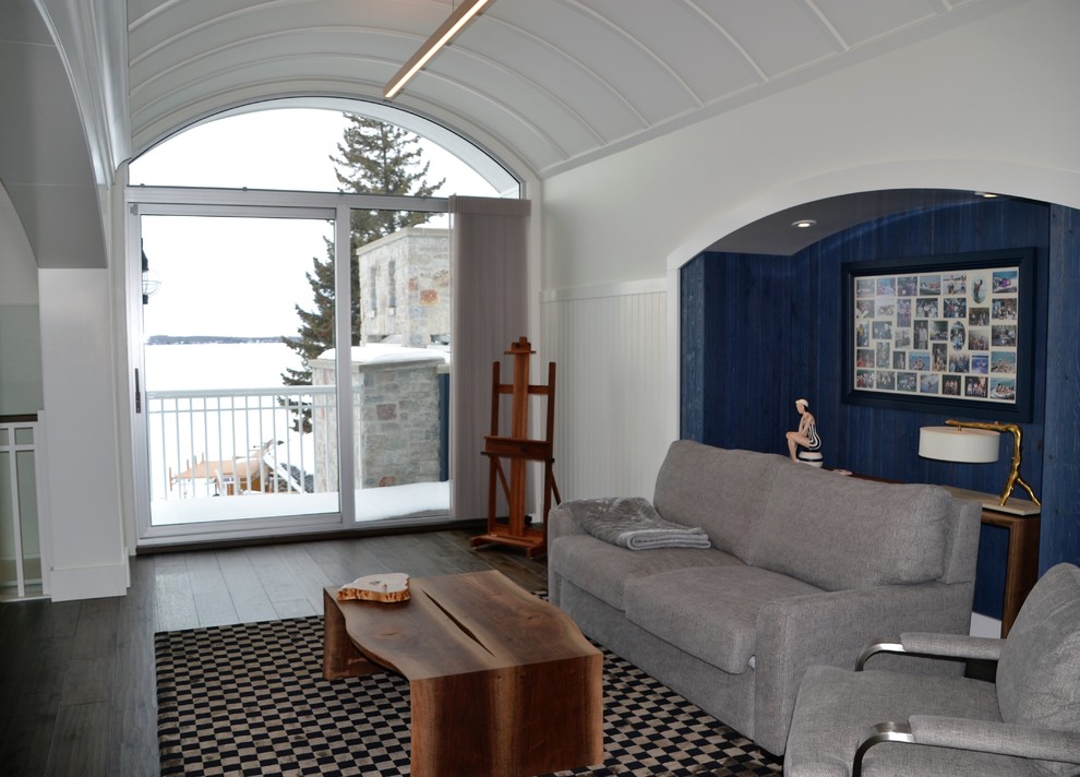 Home design - coastal home design idea in Calgary