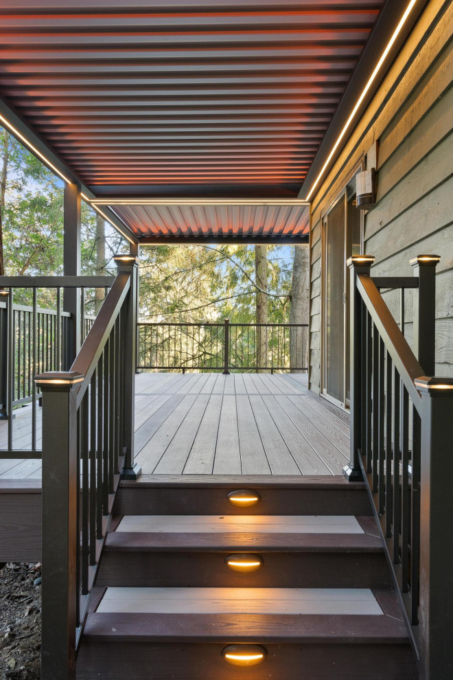 Large trendy home design photo in Seattle
