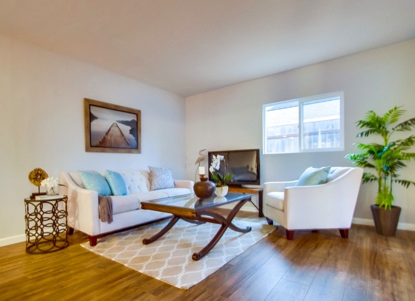 Cardiff CA Home staging project