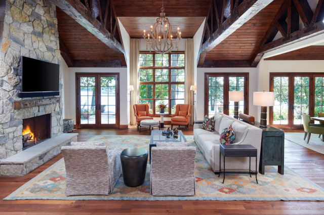 White Lake Craftsman Cottage coastal-living-room
