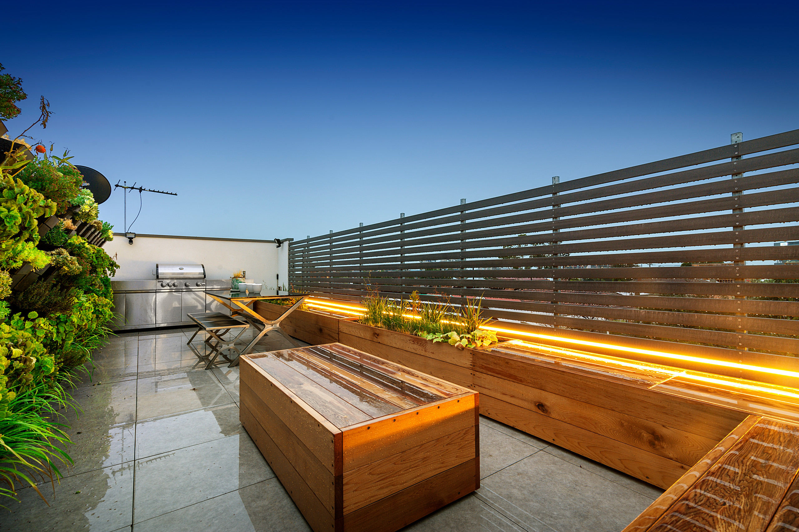 Contemporary Home with City View - Seddon