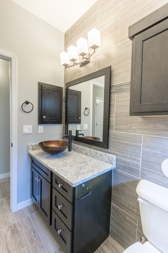 Inspiration for a transitional home design remodel in Austin