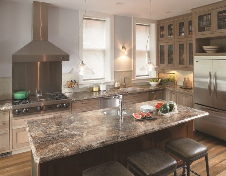 Example of an eclectic kitchen design in Houston