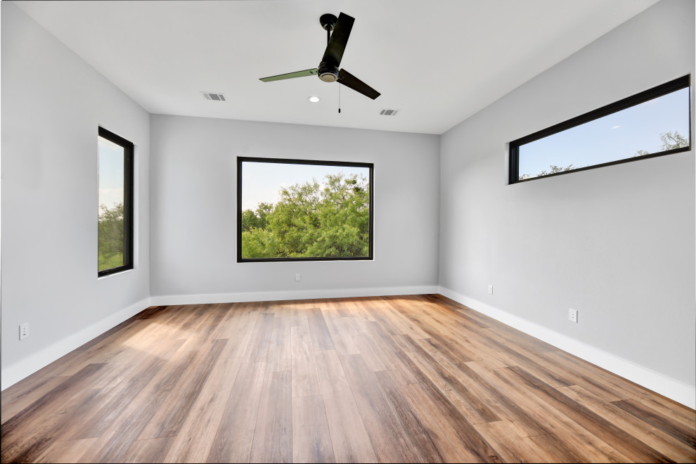 Horseshoe Bay Modern