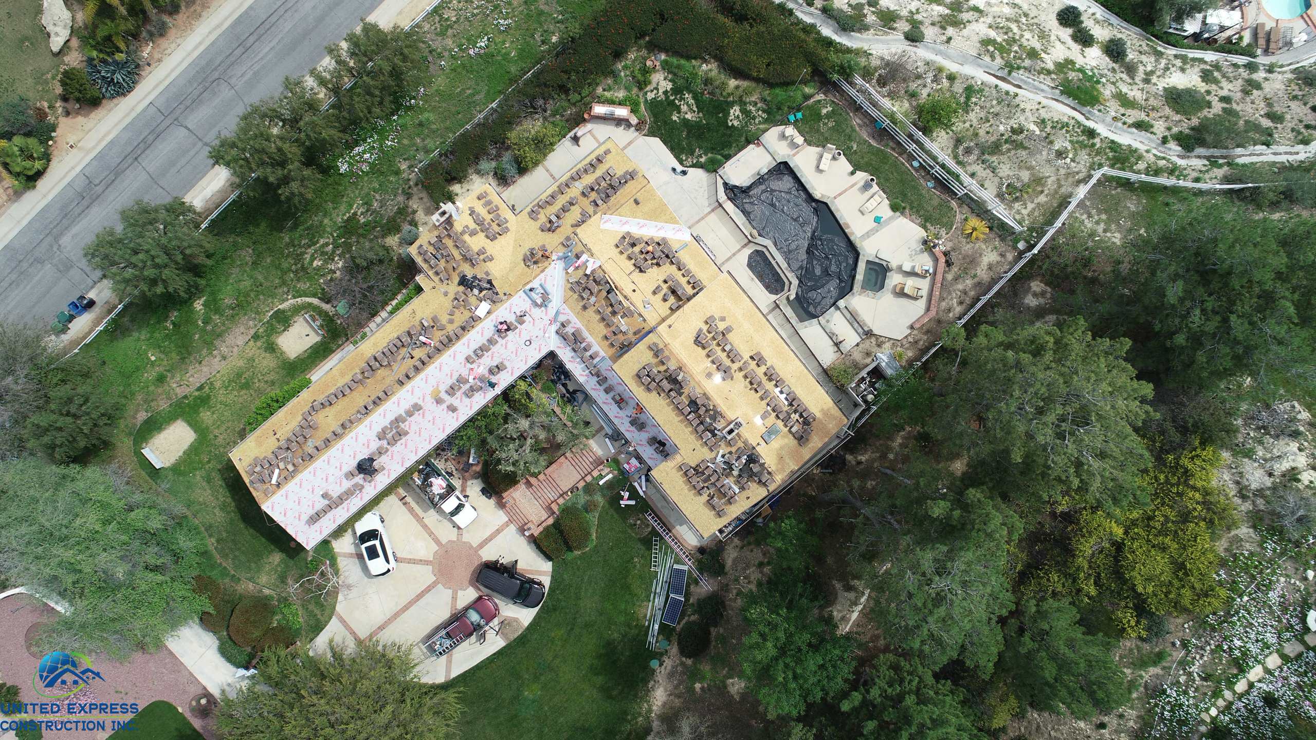 Roofing installation in Bell canyon