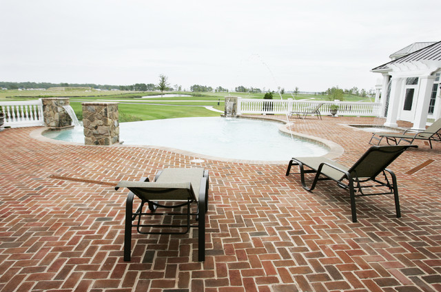 Pool pool