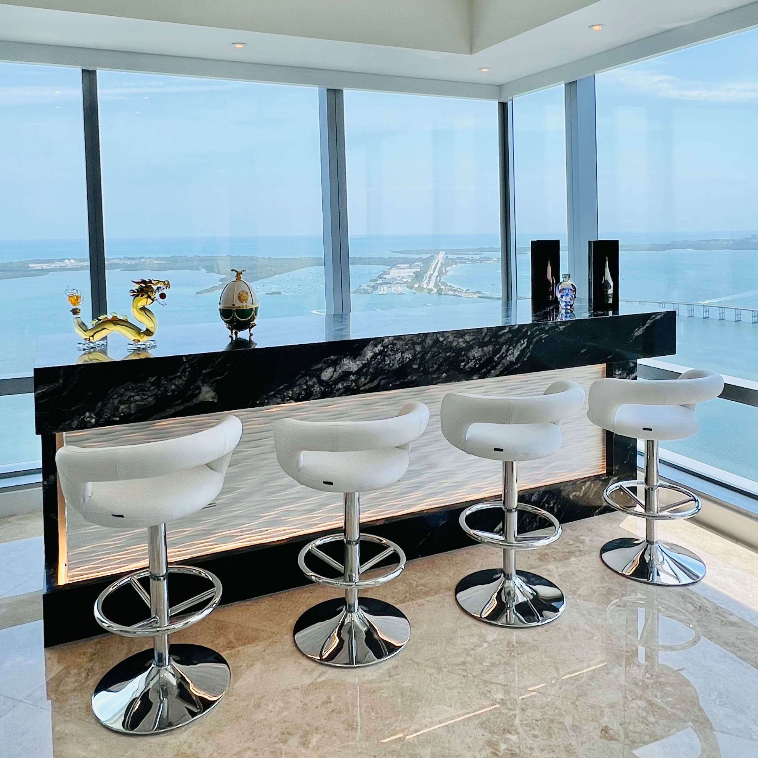 Ultra-modern Bar at Miami Skyscraper with Breathtaking Ocean View