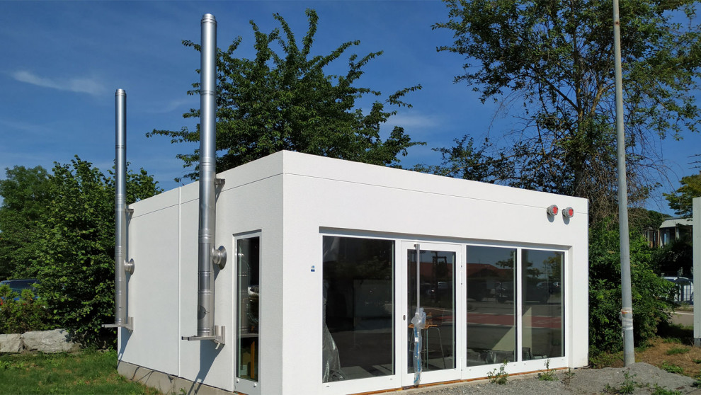 Freistehende, Große Moderne Garage als Arbeitsplatz, Studio oder Werkraum in Stuttgart