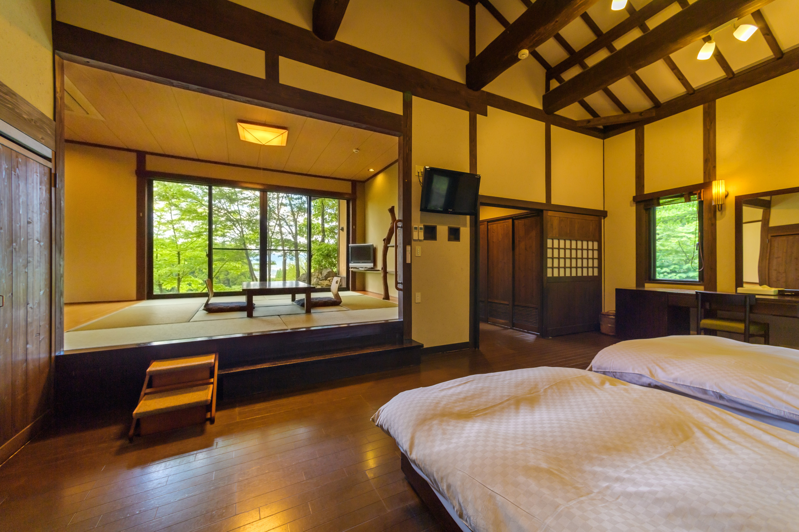hotel/resort
