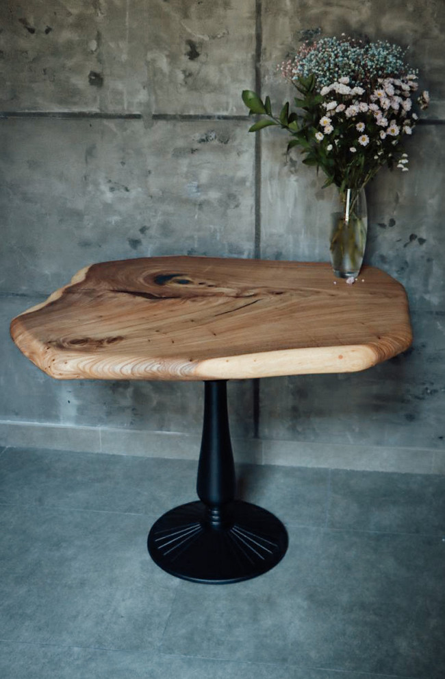 Стол из слэба