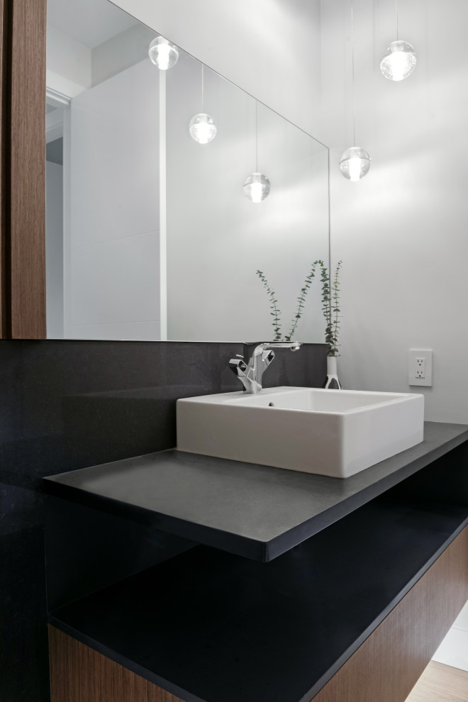 Example of a minimalist home design design in Vancouver