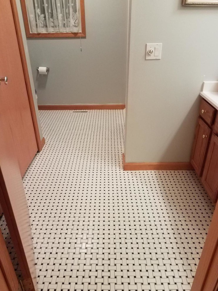 Guest Bathroom update from 80's to 2019