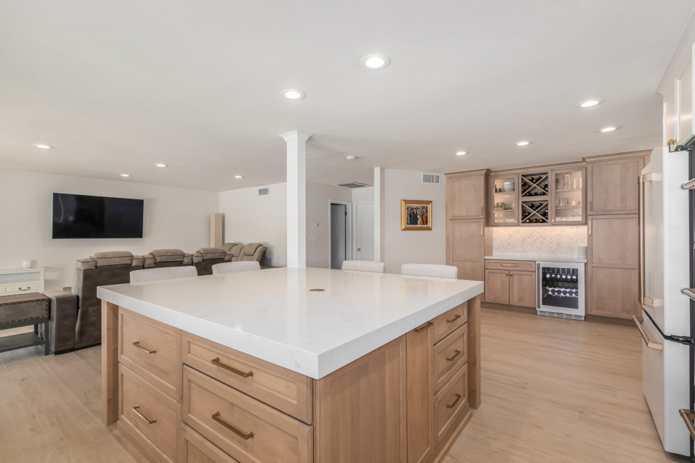 Transitional porcelain tile and multicolored floor kitchen photo in Phoenix with multicolored backsplash, mosaic tile backsplash, colored appliances and white countertops
