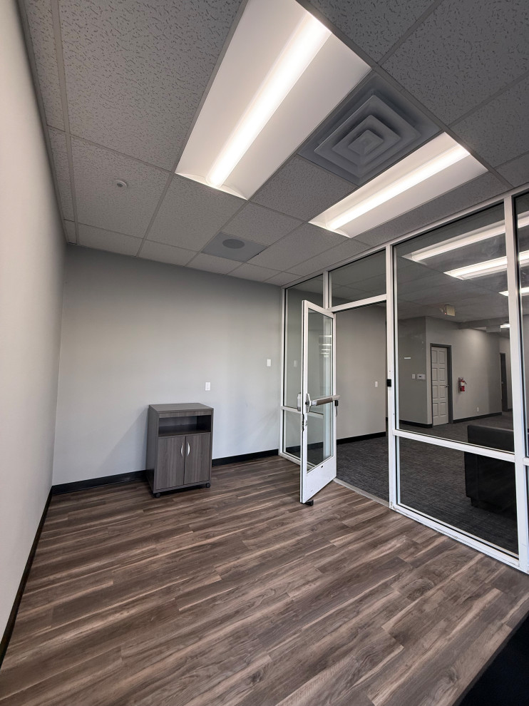 EU/US Robotic's Commercial TI Office Space