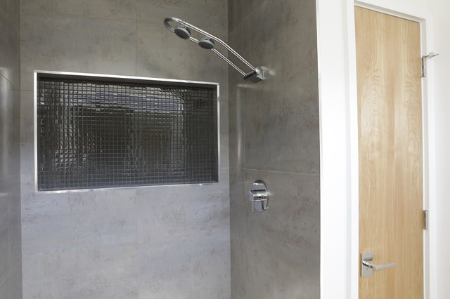 Riverside House modern-bathroom