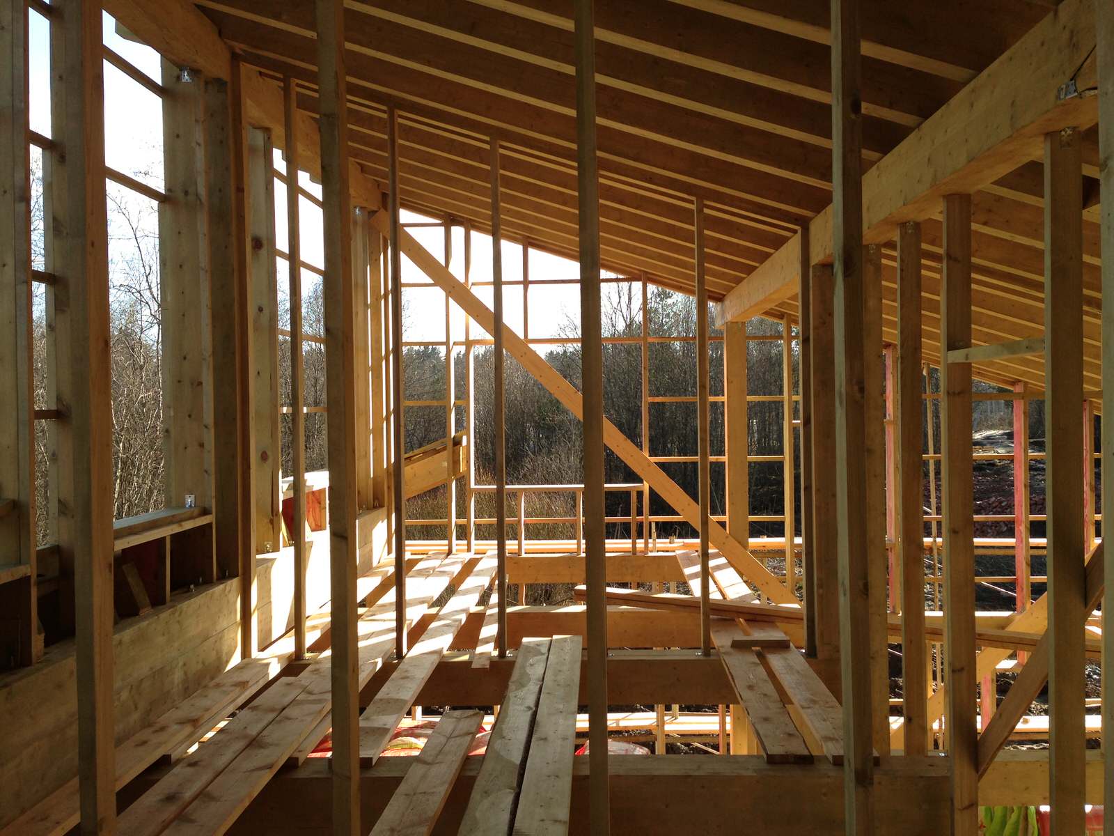 Дом сарай на реке, октябрь 2012/2015 год