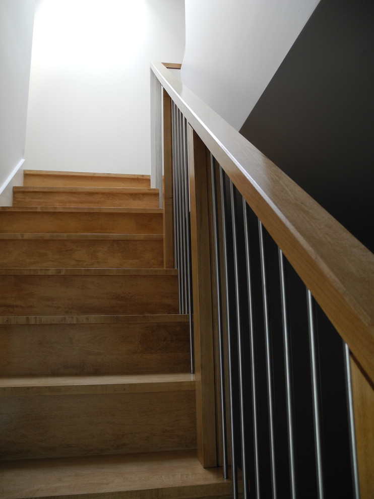 This is an example of a contemporary staircase in Toronto.