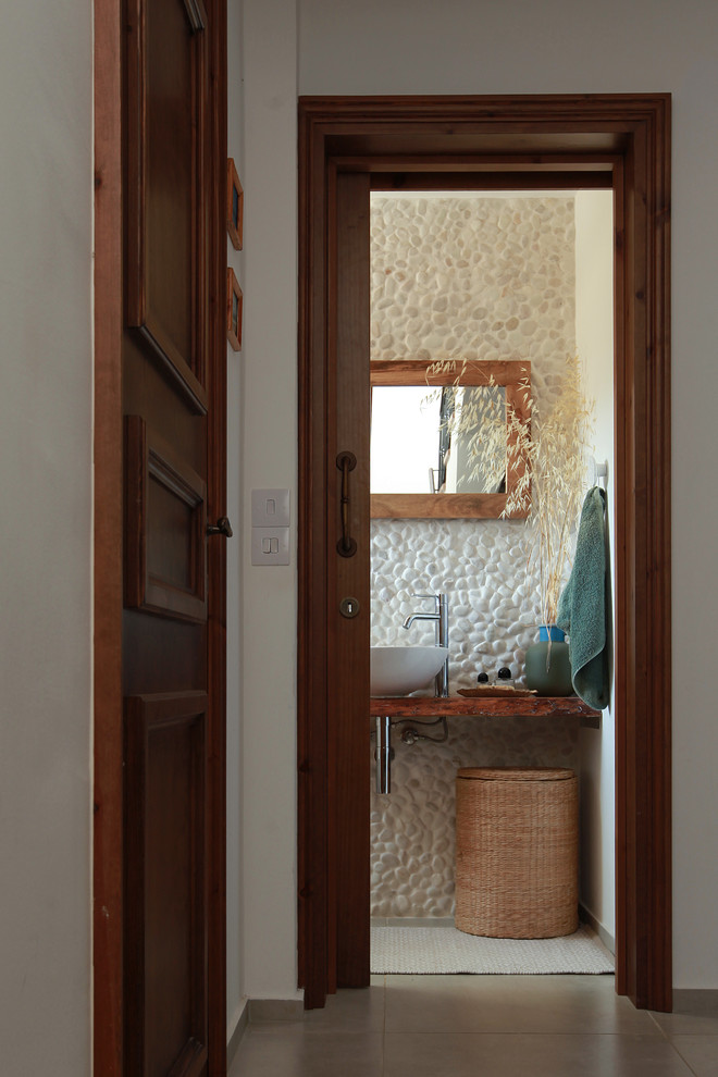 Дом на берегу средиземного моря