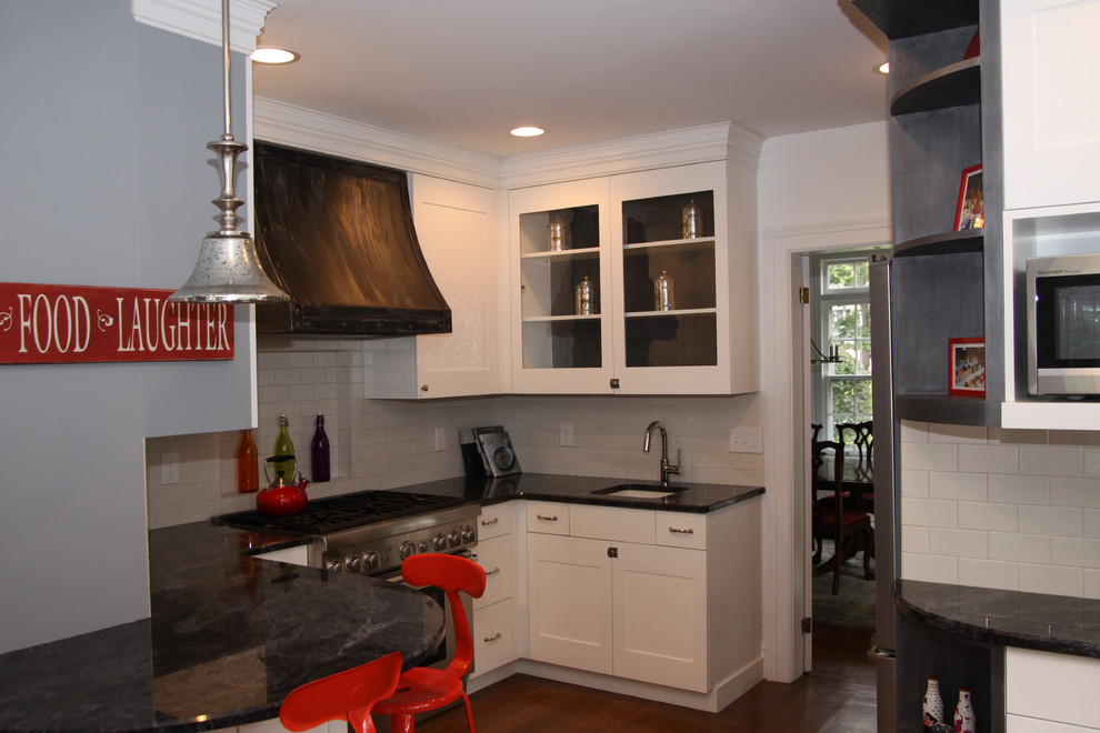 Transitional kitchen photo in Cleveland