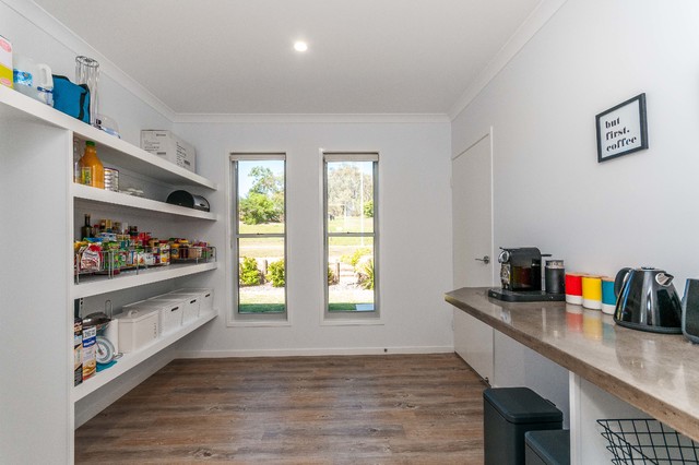 Jantzen Constructions - Baruby Boulevard contemporary-vardagsrum