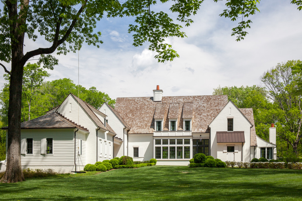 Inspiration for a coastal exterior home remodel in Nashville