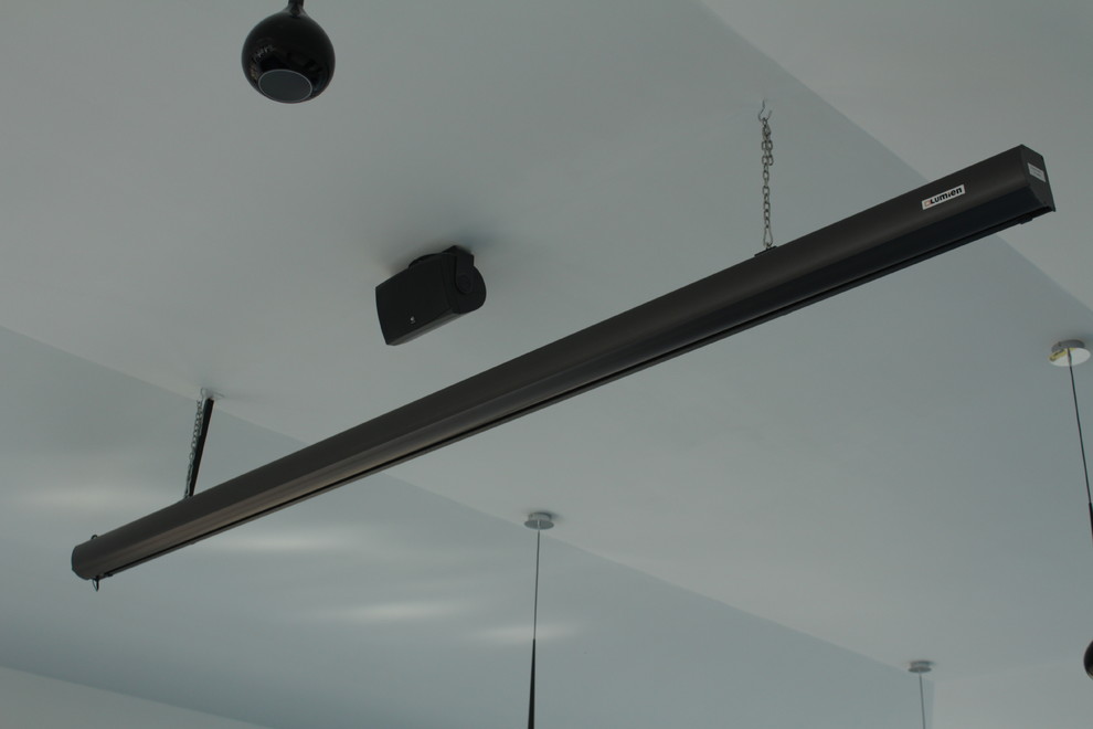 Кинотеатр в бассейне