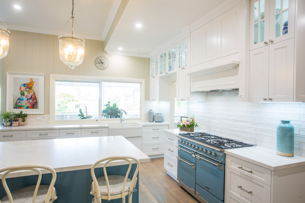 Luxurious Hamptons Kitchen incl Butlers Pantry Traditional Kitchen
