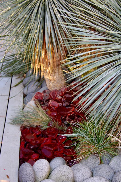 Galets de verre rouge selenium.. mediterran-garten
